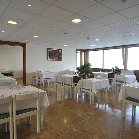 Minerva Hotel Podgora