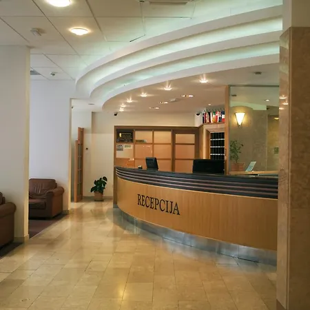 Minerva 酒店